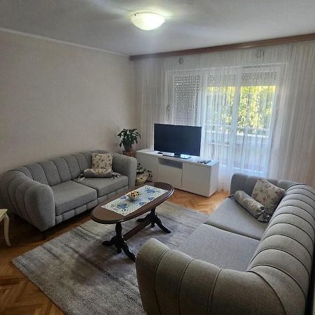 Apartman Zeljko 莫斯塔尔 外观 照片