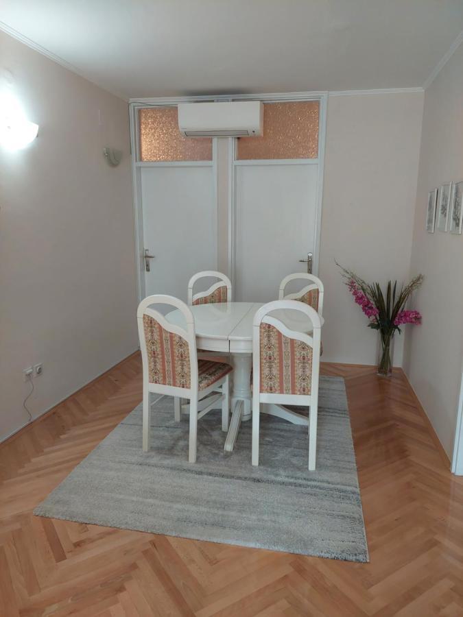 Apartman Zeljko 莫斯塔尔 外观 照片